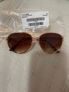 Fashion Nova Gold/Brown Pilot Cabin Sunglasses
